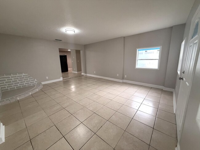 Photo - 407 N 29th St