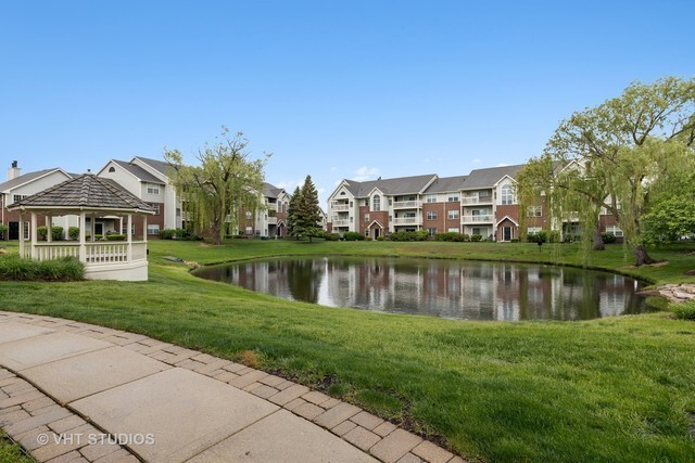 Photo - 95 Kensington Cir Townhome