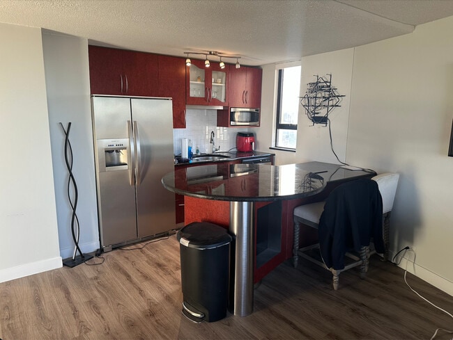 Photo - 2 E Oak St Unit 3502