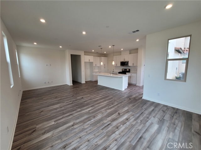 1956 S Hartford Pl