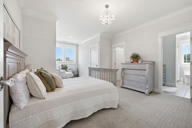 Photo - LUART MANOR – Luxury Furnished Short & Mid-Term Rental