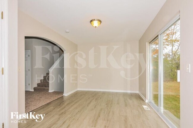 Photo - 15 Glen Meadows Dr