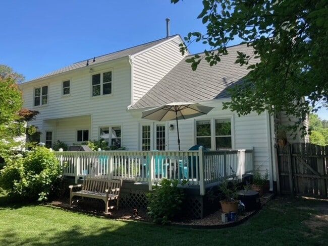 Photo - 117 Runaway Ln