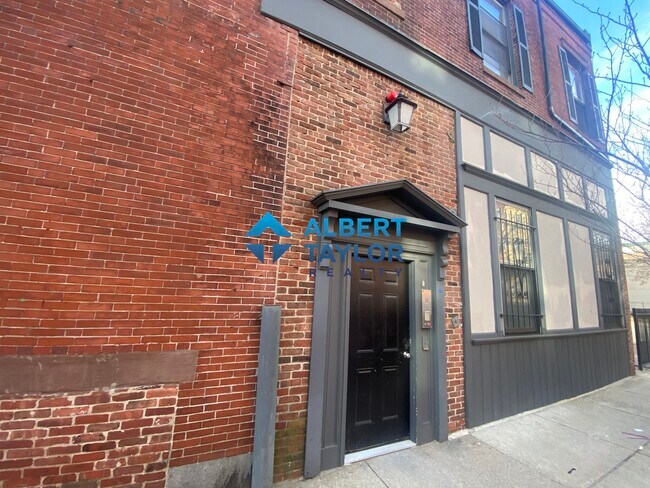 Photo - 168 Northampton St Unit 2