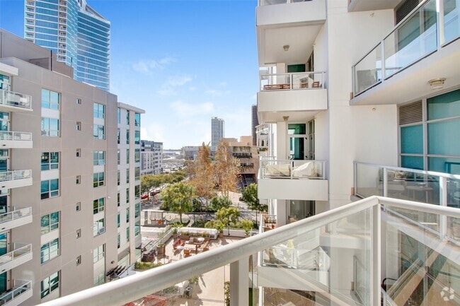 Building Photo - 253 10th Ave Unit 628 Rental