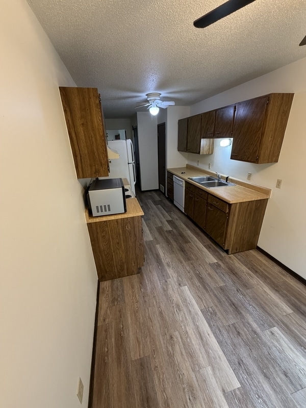Photo - 512 Breezy Point Dr