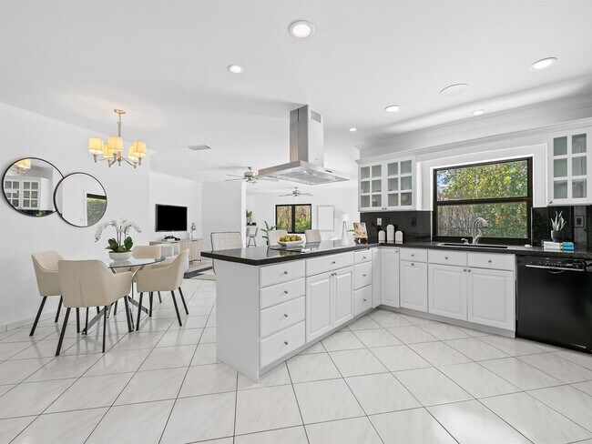 Photo - 1181 San Pedro Ave