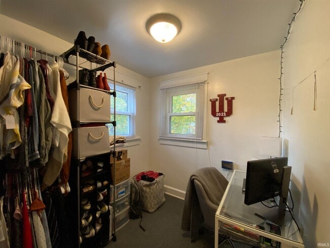 Photo - 315 E University St