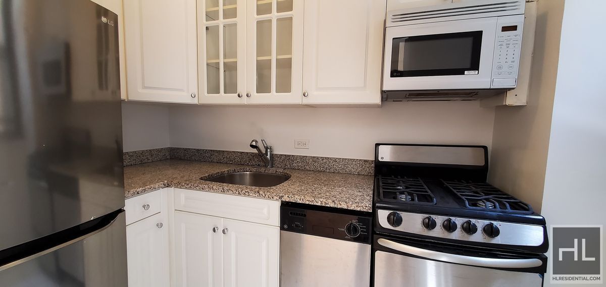 Photo - SECOND AVENUE Unit 11F