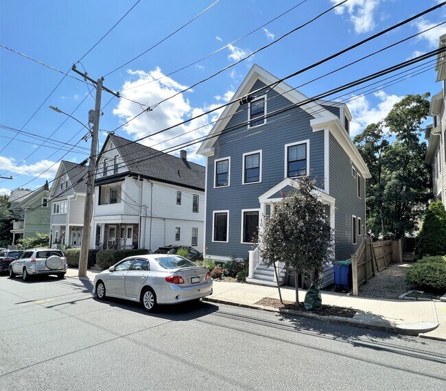 10 Linden Ave Unit 1
