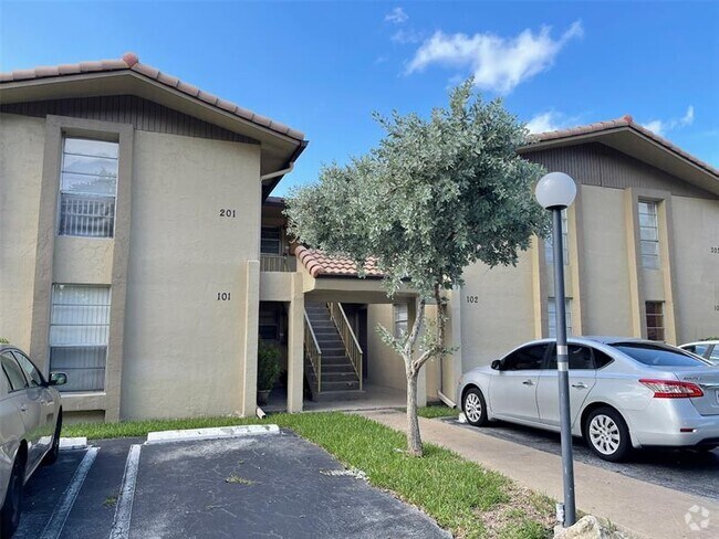 Building Photo - 11101 Royal Palm Blvd Unit #201 Rental