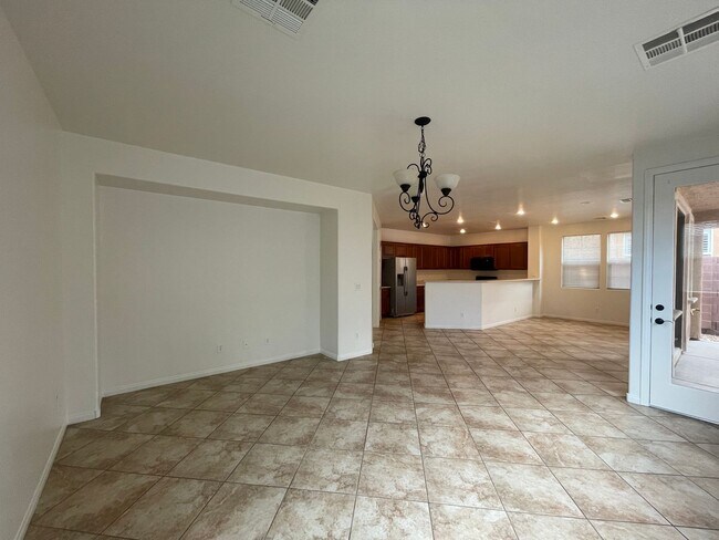 Photo - 2 Story Home in Mountains Edge Community!