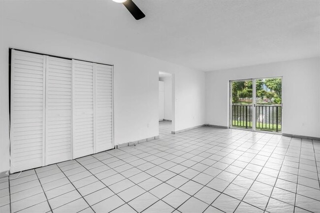 Photo - 4707 NW 7th St Unit 110
