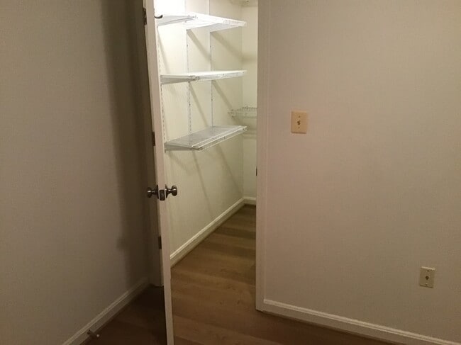 Photo - 542 Highland Towne Ln