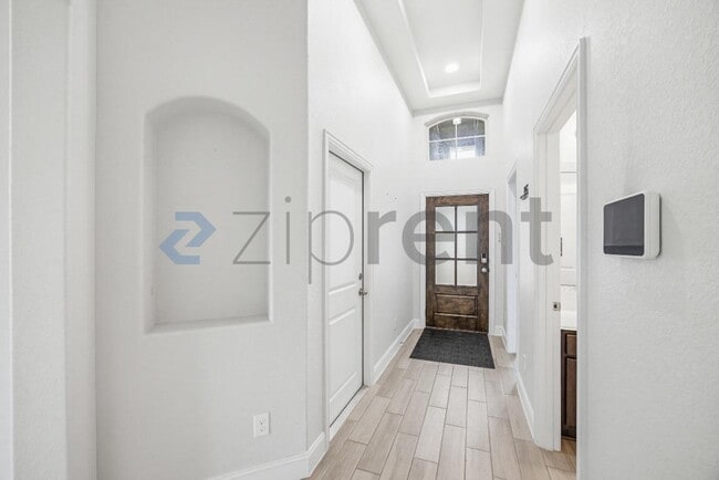 Photo - Unit