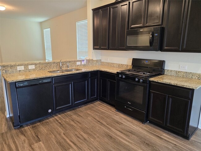 Photo - 2711 Summer Ln