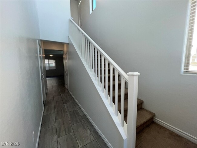 Photo - 3212 Daffodil Ridge St