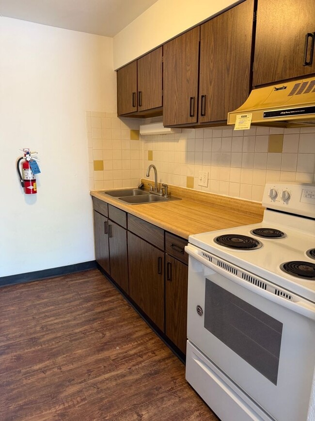Photo - 102 N 27th St Unit #8