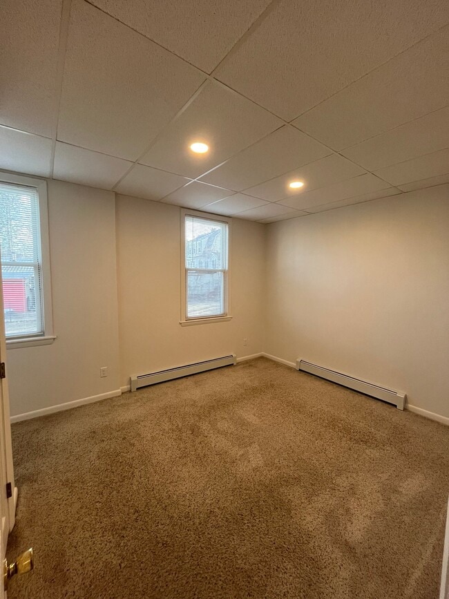 Photo - 66 Weld St Unit 1