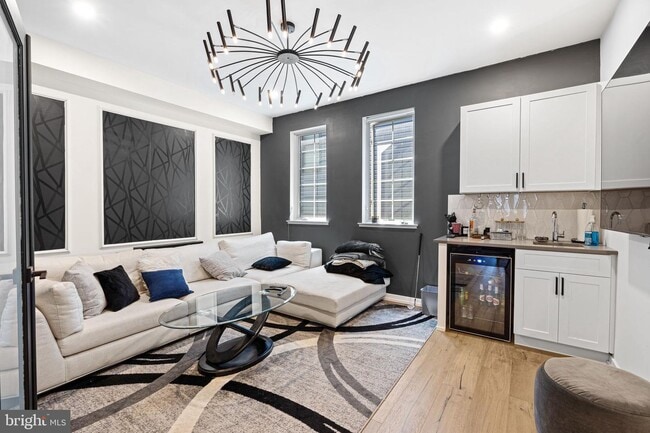 Photo - 2426 Innovator Way Unidad B