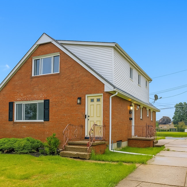 Building Photo - 91 Theresa Dr Unit 1 Rental