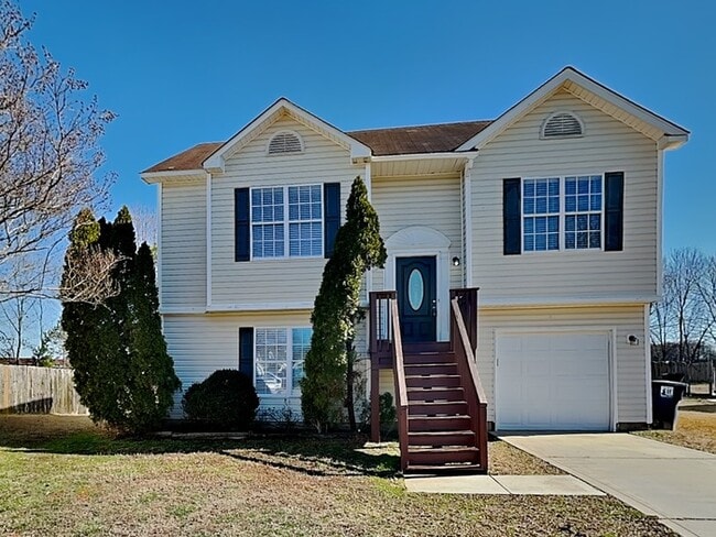 Building Photo - 5800 Carolina Manor Ct