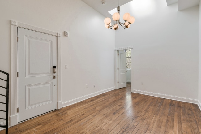 1758 Park Ave Unit 2