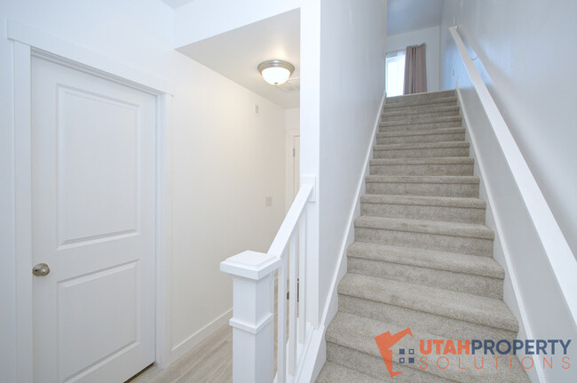 Photo - 5253 W Linley Ct Townhome