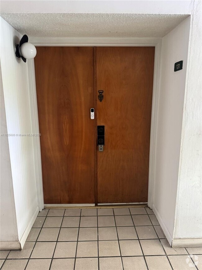 Building Photo - 11780 SW 18th St Unit 131-2 Rental