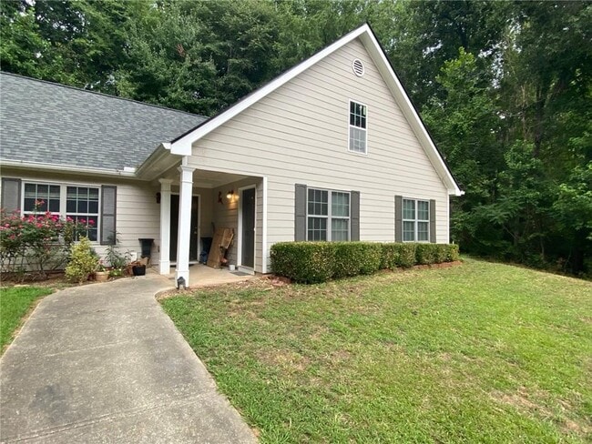 Photo - 130 River Pointe Ct SW