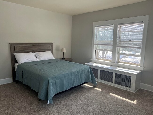 Photo - All Utilites and Fully Furnished 2 Bedroom! Unit 600 E 21st St. #4 (F)