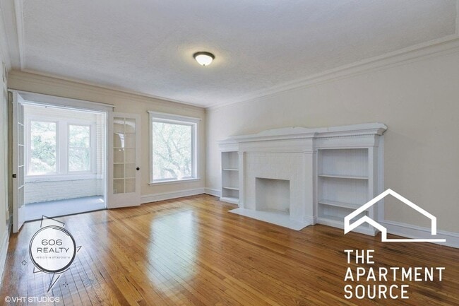 Photo - 5036 S Michigan Ave Unit 5036 South Michigan Ave