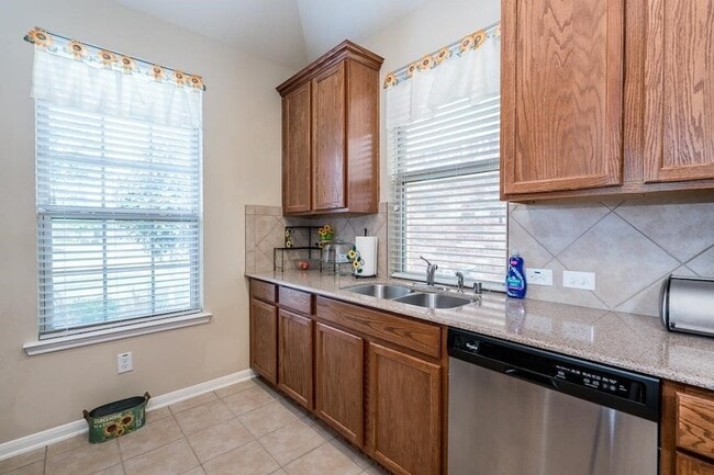 Photo - 6503 Evanmill Ln