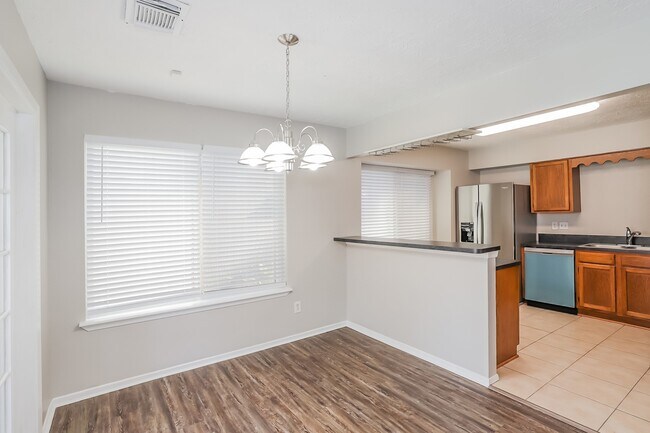 Photo - 3007 Becket St