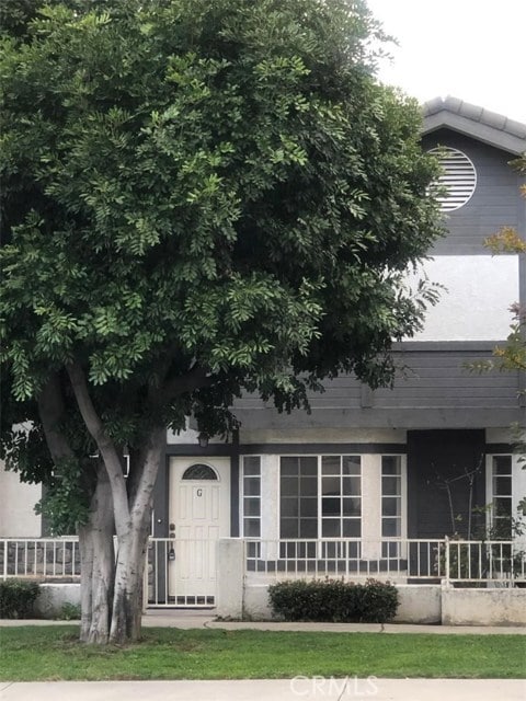 Building Photo - 217 E Commonwealth Ave Unit G