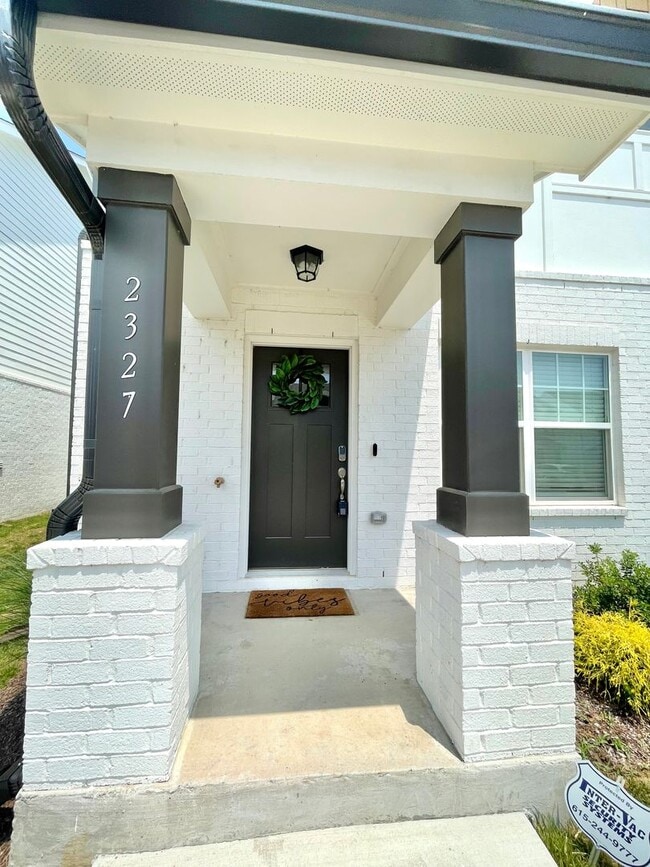 Photo - $500 OFF MOVE IN SPECIAL!! FURNISHED OR NOT!!  YOU CHOOSE!  Like New 2020 Build Old Hickory Townh...