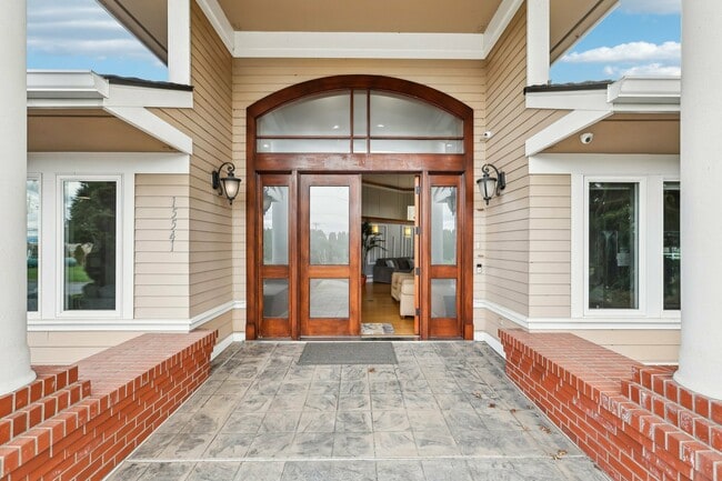 Photo - 15541 Bradshaw Rd