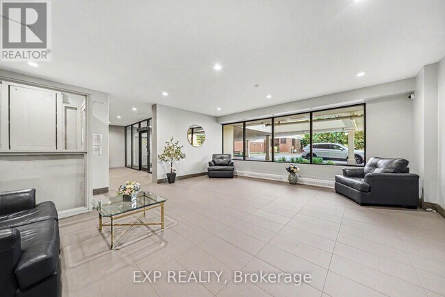 Photo - 665 Bathgate Dr Unit 802