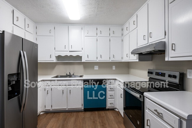Photo - 366 Haymarket Ln