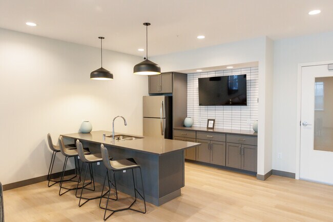 Lakeshore Ridge