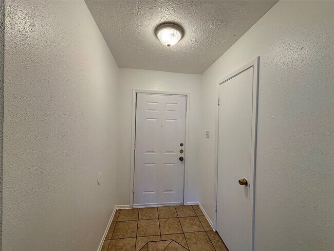 Photo - 4903 Raven Ridge Dr