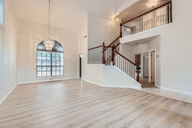Photo - Beautiful 4-bedroom, 3-bath home in the de...