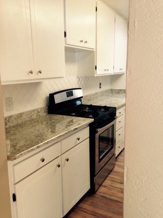 Photo - 2725 Louisiana Blvd NE