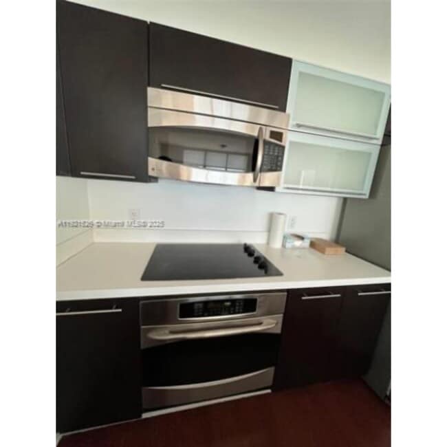 Photo - 90 SW 3rd St