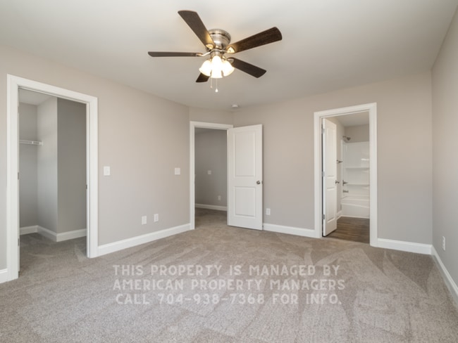 485 W F St