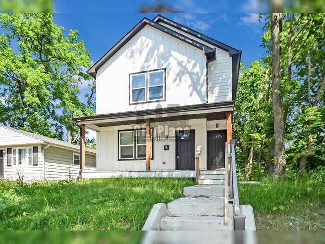 Photo - 1722 Ingram St