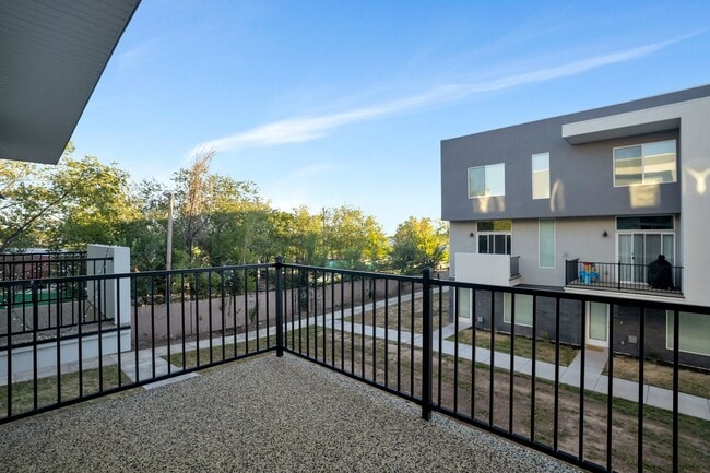 Photo - Beautiful 4 Bed - 3 Bath Townhome in Great Clearfield Location! Available on June 10th!