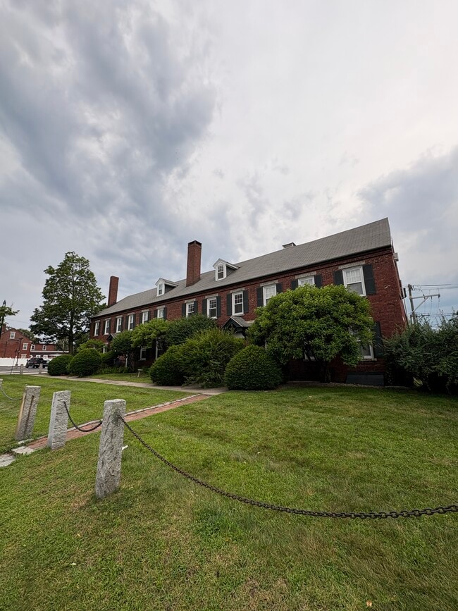 exterior - 69 Middle St Unidad 4