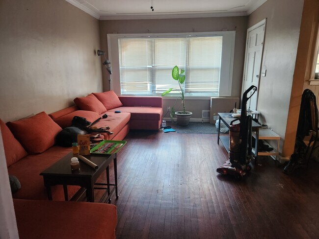 Photo - 2957 Monterey Dr