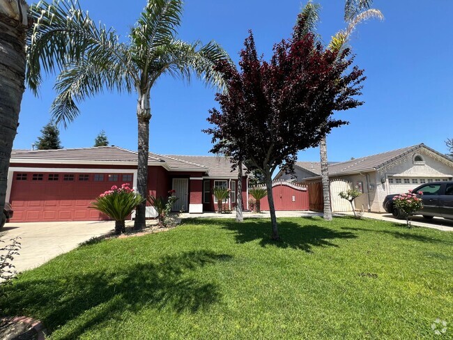 Building Photo - FOR RENT:  3 bedroom and 2 bathroom home i...